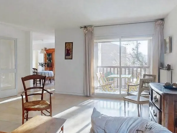Appartement 6 pièces 141 m²