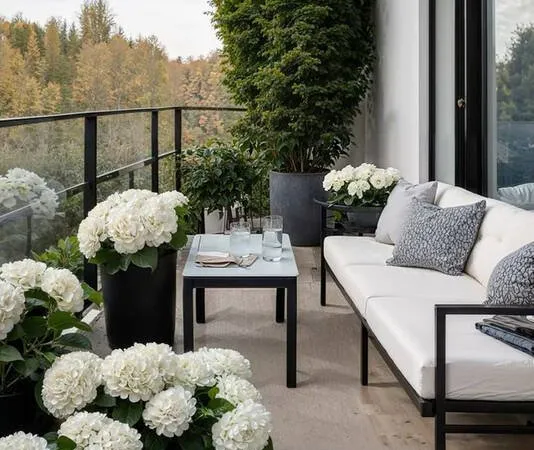 2 pieces de 42m2 avec terrasse de 9m2 avec un parking residence avec piscine