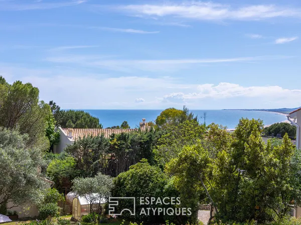 Villa familiale rénovée avec vue mer, terrasse plein sud et dépendance