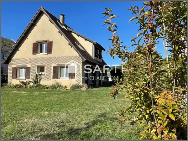 Maison 8 chambres de 175 m² sur sous-sol total et jardin de 870m² centre de VERNON.