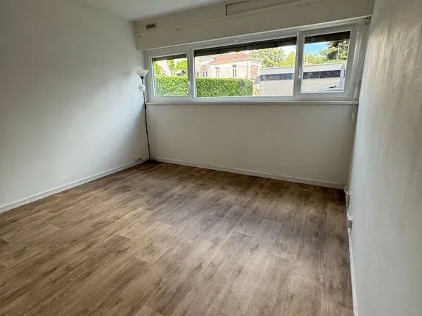 Studio 1 pièce 19 m²
