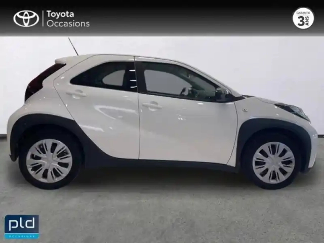 Toyota Aygo X 1.0 vvt-i 72ch dynamic my23 — photo 4