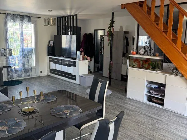 Vends maison familiale, Vernou La Celle