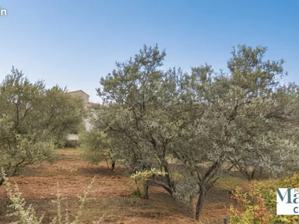 Terrain 719 m² Pourrieres