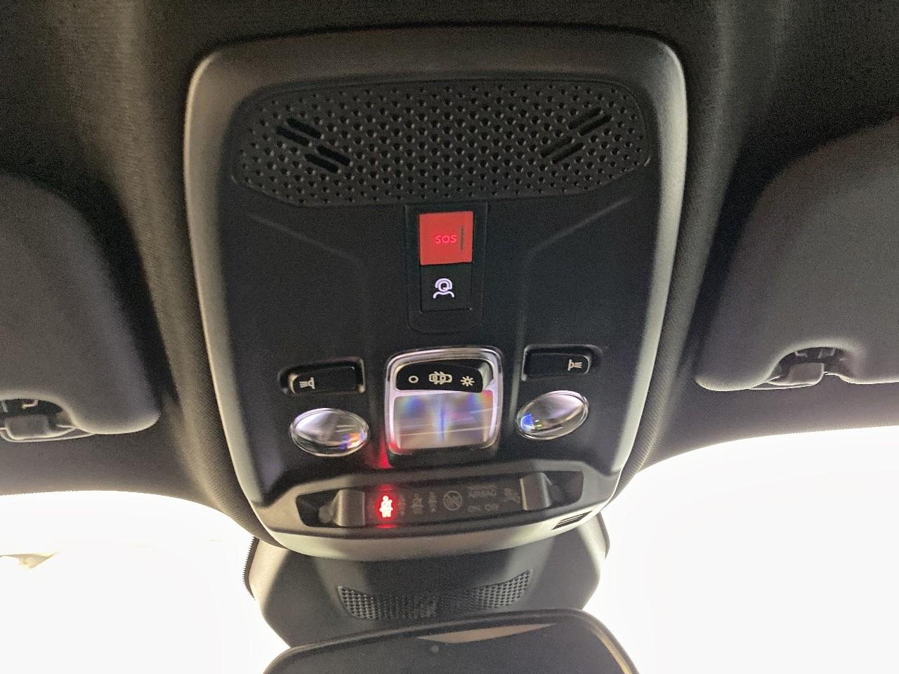 Peugeot 2008 hybrid 145 ch e-dcs6 allure — photo 19