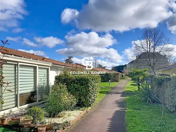 Maison / Appartement de plain-pied 100 m² - Résidence Les Senioriales - Cadre privilégié