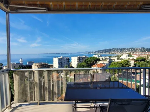 JUAN LES PINS - 3P 55,02 m2