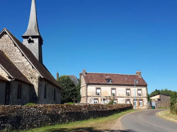 Vends maison de village - 120 m² - 5 pièces, 3 chambres - Ferté-en-Ouche 61470