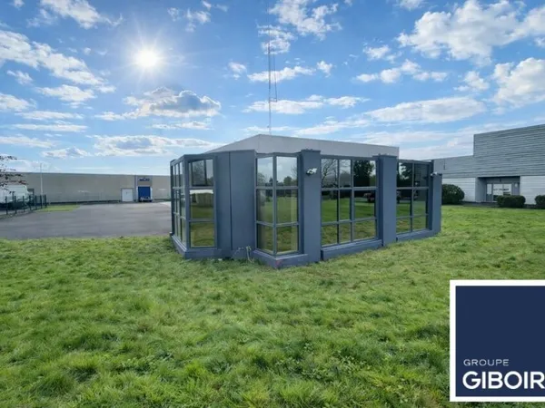 Local industriel 350 m²
