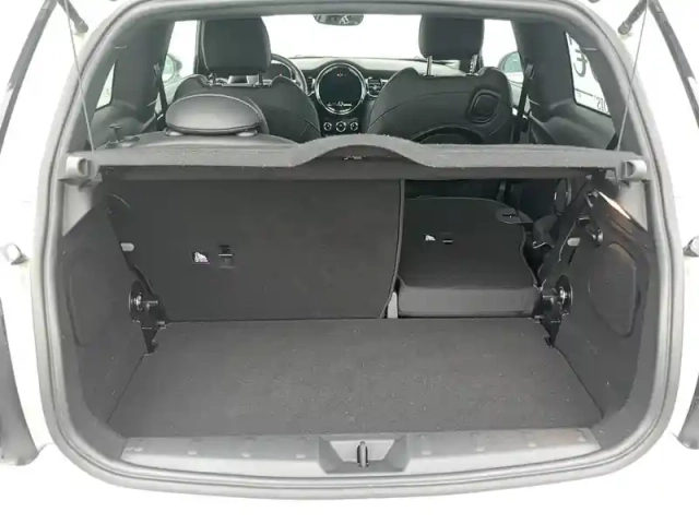 Mini Mini hatch 3 portes cooper se 184 ch — photo 12