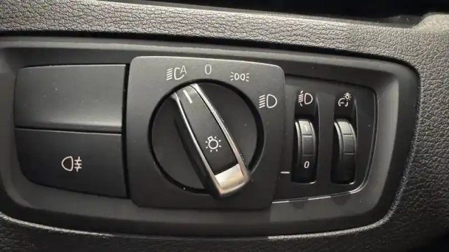 Bmw X1 xdrive 25e 220 ch bva6 — photo 32