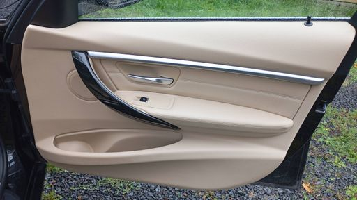 BMW Serie 3 Touring 320d 163 BVA8 - Lounge Plus – 2018 – 93711 km – Diesel – Boîte Automatique — photo 44