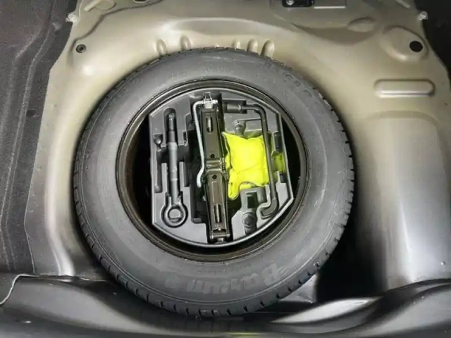 Citroën C4 cactus puretech 110 s&amp;s bvm6 — photo 22