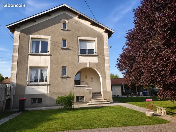 Maison de caractères 196m2 - 5 chambres - terrain arboré de 3500 M2
