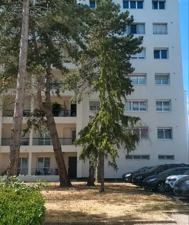 Apparemment 4 pièces-82m2-Etage 2/5