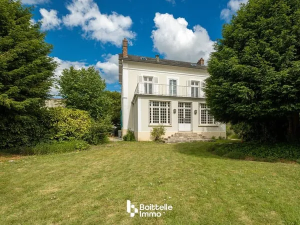 Maison 9 pièces 231 m²