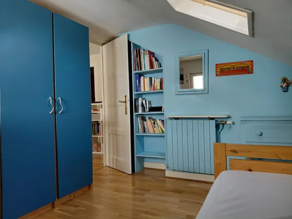 Loue chambre 9m² en colocation dans maison >100m² - Annecy centre ville