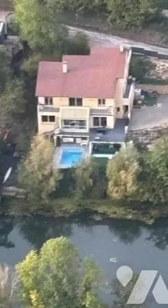 Maison 7 pièces 227 m²