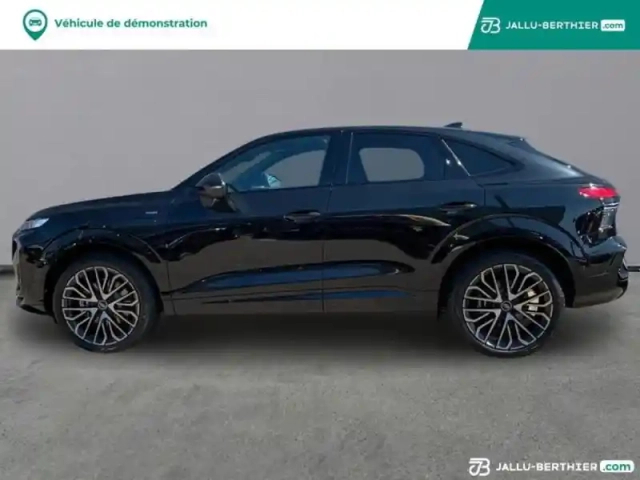 Audi Q3 sportback 1.5 e-hybrid 272ch s line s tronic 6 — photo 5