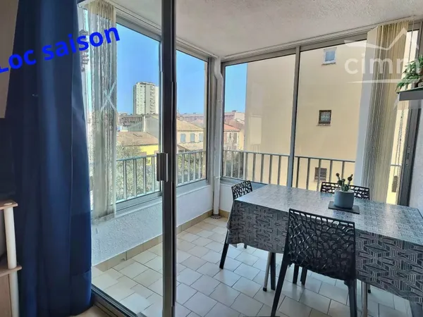 Joli studio cabine à 150M de la plage dans résidence avec piscine