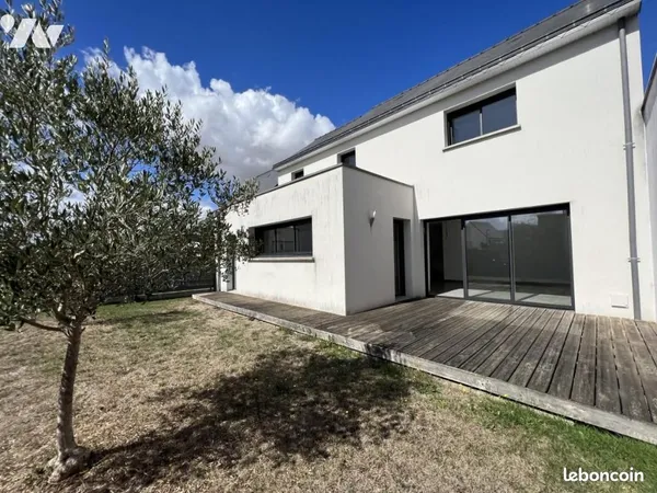 Maison 6 pièces 126 m²