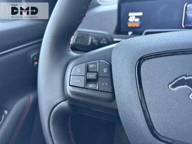 Ford Mustang Mach-E 294ch extended range 91kwh premium propulsion — photo 12