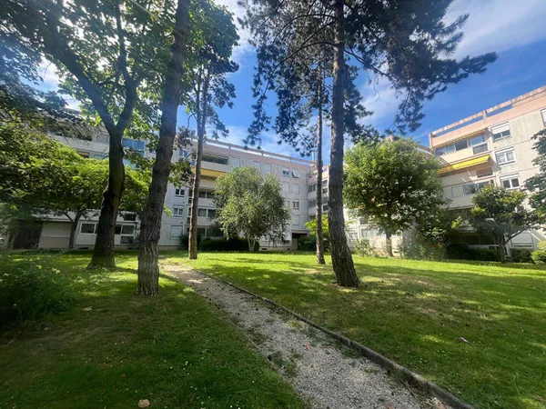Appartement 4 pièces 82 m²
