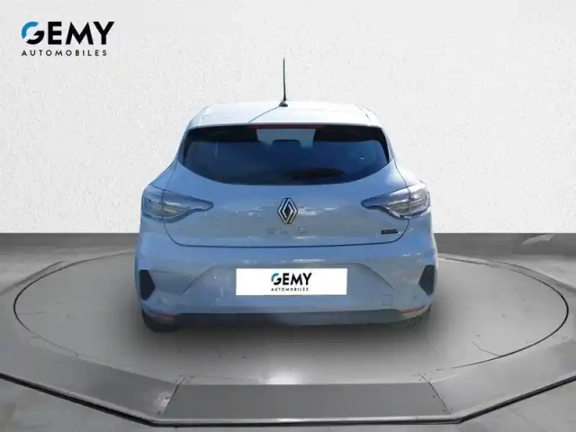 Renault Clio e-tech full hybrid 145 — photo 5