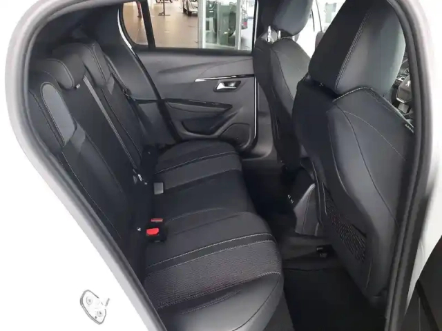 Peugeot 208 electrique 50 kwh 136ch — photo 11