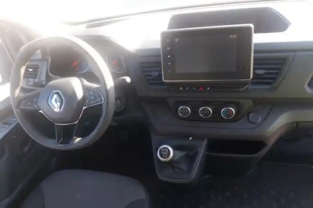 Renault Trafic l1 dci 150 energy s&amp;s — photo 9