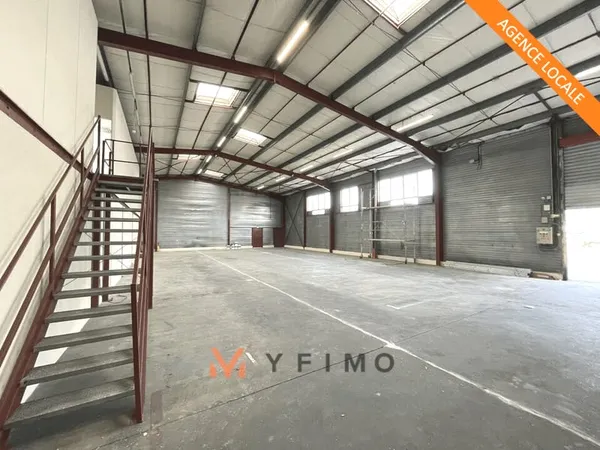 Bureau 1412 m²