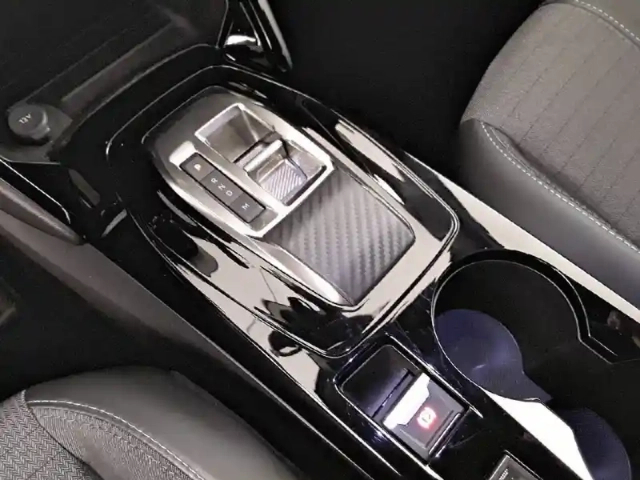 Peugeot 2008 bluehdi 130 s&amp;s eat8 — photo 54