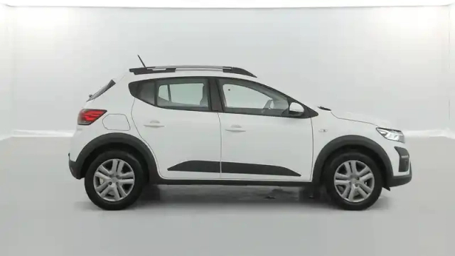 Dacia Sandero eco-g 100 - 22 — photo 33