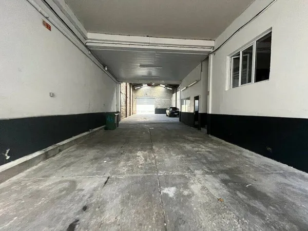 Local d'activité 432 m²