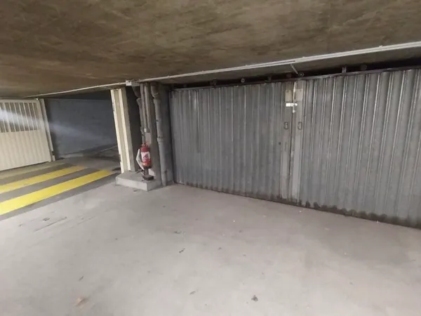 Loue parking