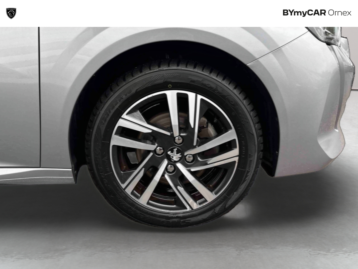 Peugeot 208 PureTech 100 S&amp;S BVM6 — photo 17