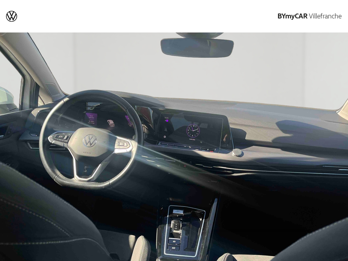 Volkswagen Golf 1.5 eTSI OPF 130 DSG7 — photo 9