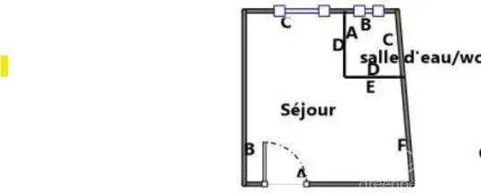 Studio 1 pièce 12 m²