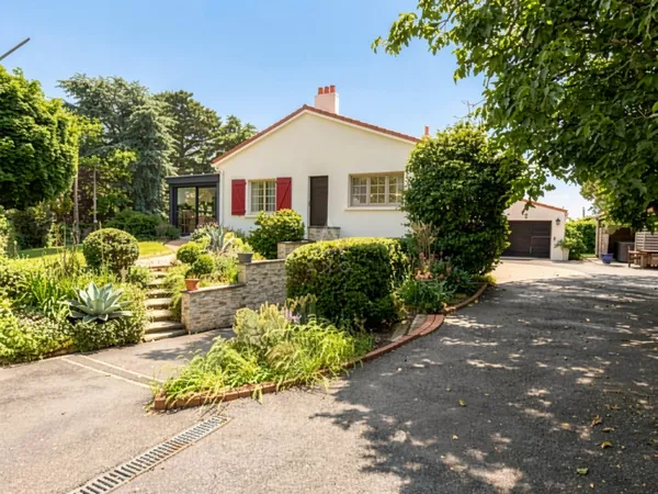 Maison 8 pièces 127 m²