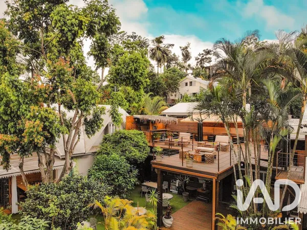 Maison 25 pièces 600 m²