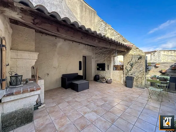 Maison de village en pierre dans l'écusson, 4 chambres, terra