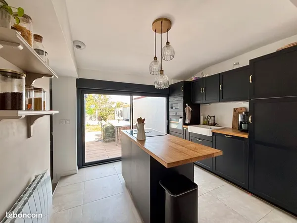 Maison 5 pièces 115m²