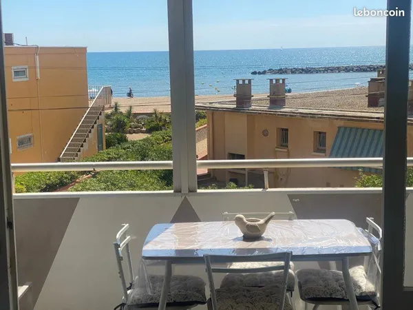 Location, appartement vue sur mer