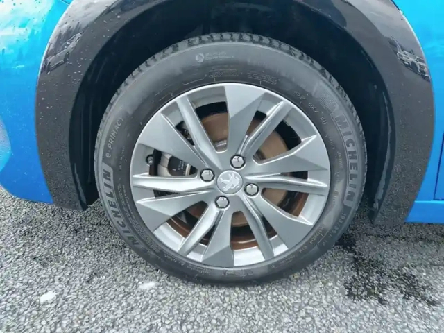 Peugeot 208 electrique 50 kwh 136ch — photo 13