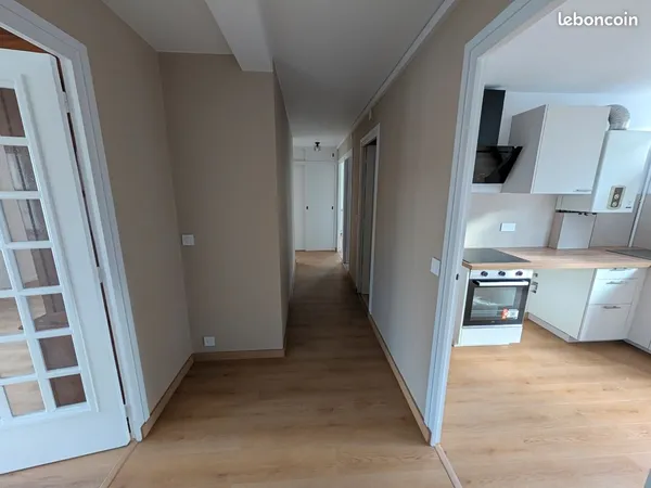 T4 refait à neuf, 83 m² + garage de 22 m² - Chamalières