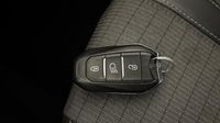Peugeot 2008 1.5 BlueHDi 110ch S&S Allure Pack — photo 16