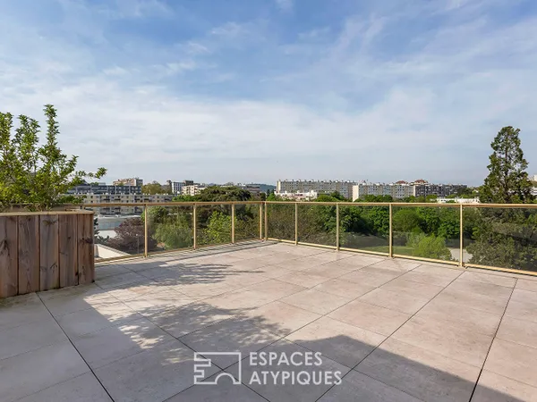 Rooftop et double terrasses avec vue imprenable à Caluire