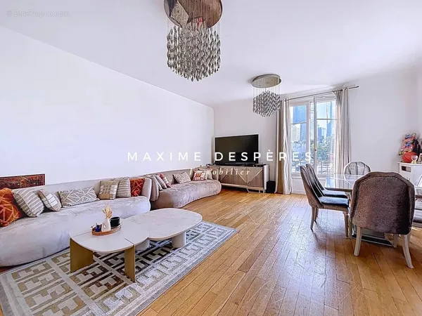 Neuilly - Pont de Neuilly - Appartement familial