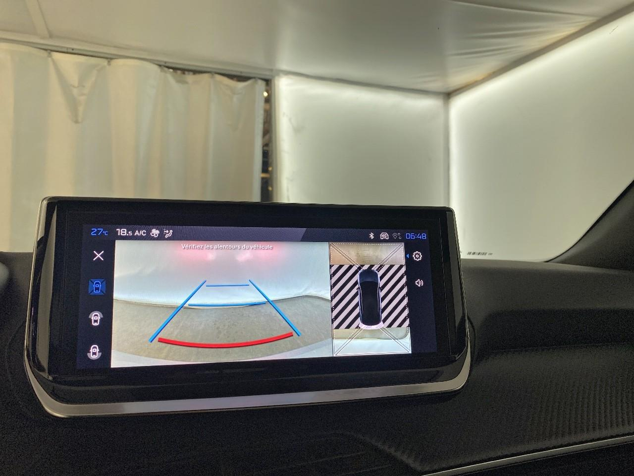 Peugeot 2008 hybrid 145 ch e-dcs6 allure — photo 17