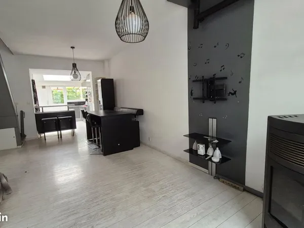 Maison 4 pièces 77 m²